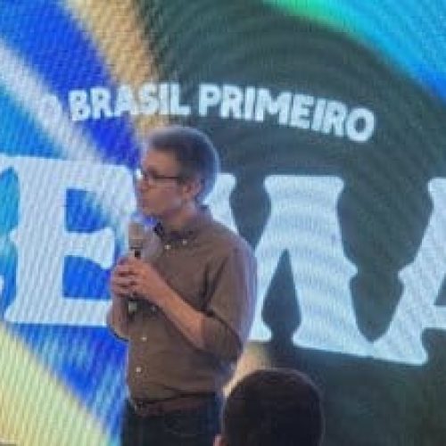 Zema diz ter recebido apoio de Bolsonaro e nega divisão na direita para 2026