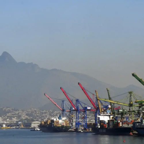 Balança comercial tem superávit mais baixo em três anos