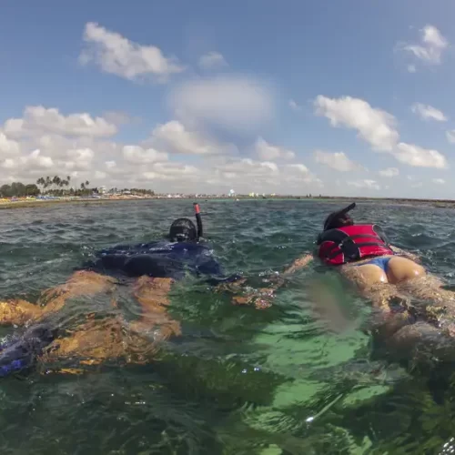 Turismo de sol e praia é o preferido de 62% dos brasileiros