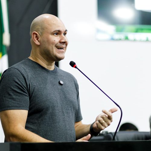 “ainda não mandou um centavo”