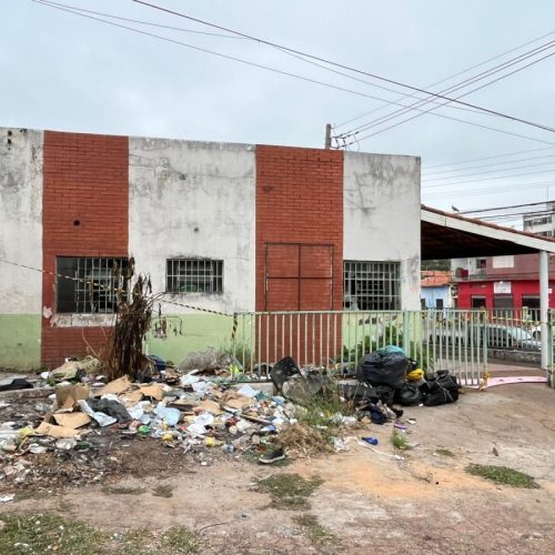 CLAMAM POR SOLUÇÃO: ‘Ninguém faz nada’, dizem moradores após 3º assassinato em imóvel público
