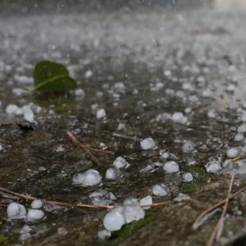 Tempestade e granizo podem atingir cidades de MG nas próximas horas; lista