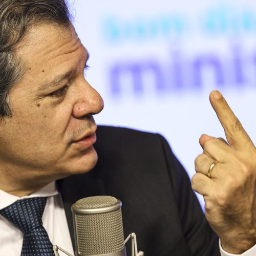 Projeto do IR enfrentará debate para aprovar contrapartida, diz Haddad