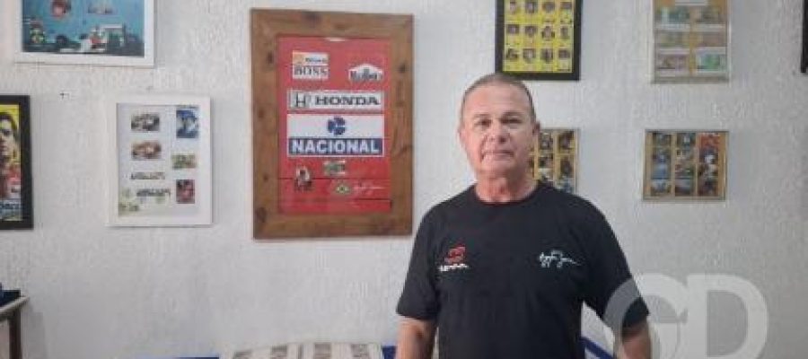 HOJE FAZ 32 ANOS DA MORTE DO ÍDOLO: Memória de Ayrton Senna é preservada em coleção de cuiabano