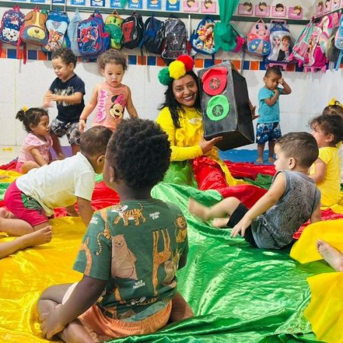 MAIO AMARELO: Detran leva informações de forma lúdica para crianças de unidade escolar em Cuiabá