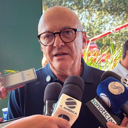 Pivetta diz em entrega de escola que objetivo é que educação de MT seja uma das 5 melhores do país