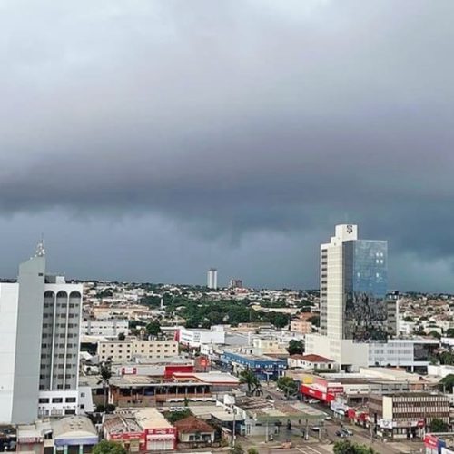 RONDONOPOLIS: Alerta chuva intensa | Comércio pode funcionar | Natal social | Posse no TRT-MT | Prisão