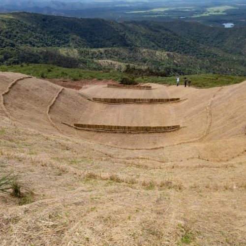 Sema conclui primeira etapa de recuperação de erosões no Mirante de Chapada dos Guimarães