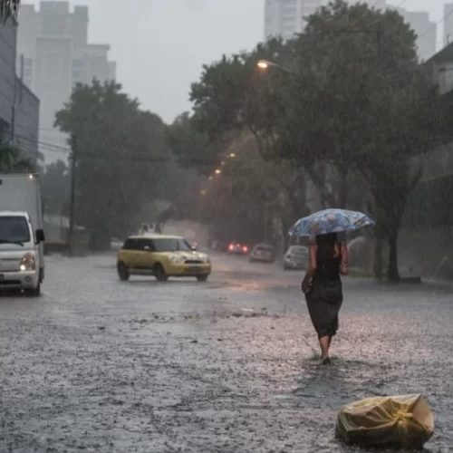 CLIMA E TEMPO: Chuva de 300 mm no Rio Grande do Sul: veja lista de cidades que serão mais afetados