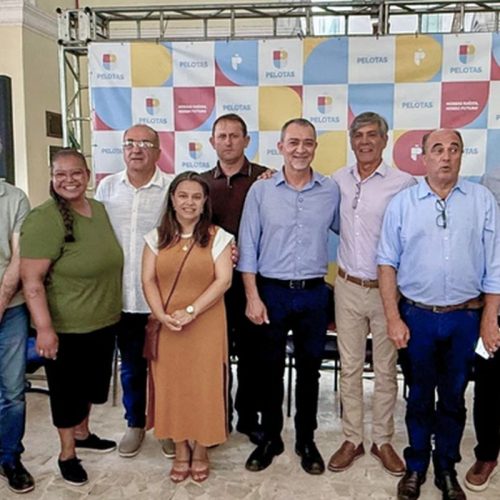 Governo federal compra R$ 4 milhões em suco de pêssego do RS