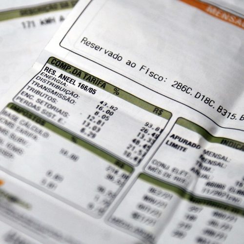 Aneel mantém bandeira para vermelha 1 na conta de luz em novembro