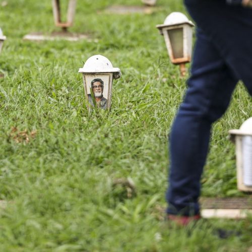 Brasileiros não resgatam de R$ 10 mil a R$ 50 mil de parentes mortos