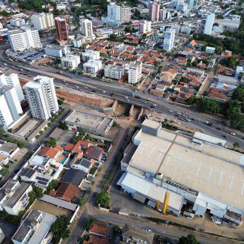CUIABÁ, COMPLEXO LEBLON: Obras do novo viaduto da Avenida Miguel Sutil avançam para etapa de lançamento de vigas