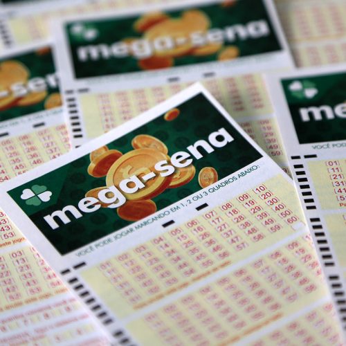 Mega-Sena acumula novamente e prêmio vai a R$ 33 milhões