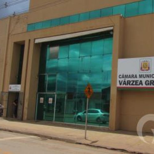 SEM TEMAS: Em meio a briga entre gestores, nenhuma pauta é levada à Câmara de VG