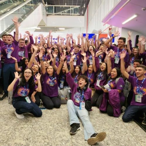 Seduc divulga resultado preliminar de estudantes que participarão de intercâmbio na Inglaterra neste ano