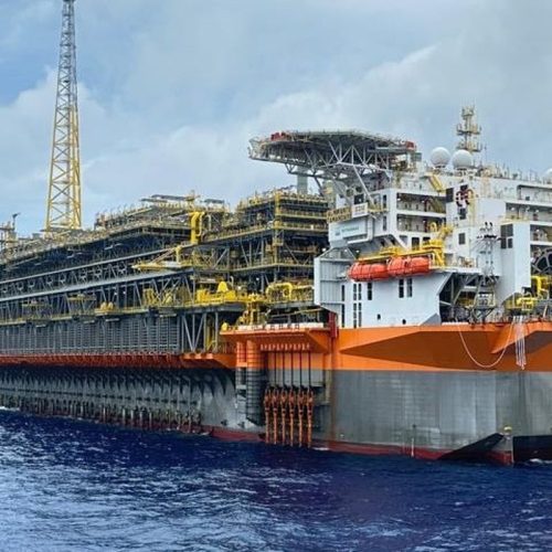 Petrobras descobre óleo de qualidade na Bacia de Santos