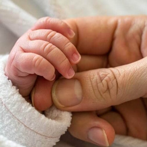 Luto em Lucas do Rio Verde: mãe e filha morrem após gestação de risco