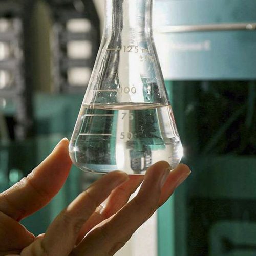 Bares e fabricantes treinam empresas para identificar bebidas falsas