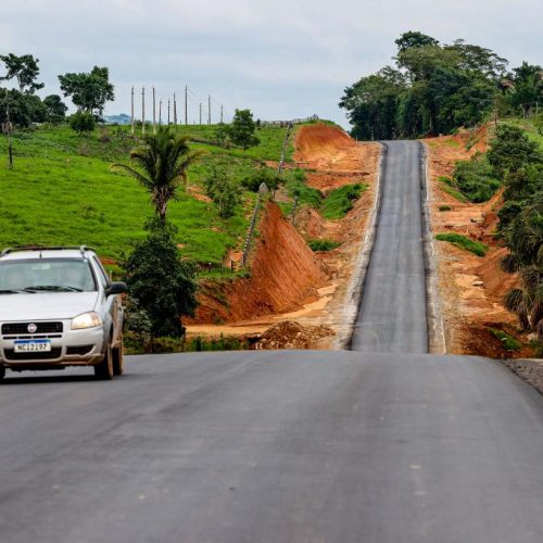 REUNIÃO COM PREFEITOS E EMPREITEIRAS: Governador Otaviano Pivetta anuncia retomada das obras na MT-170 a partir da próxima semana