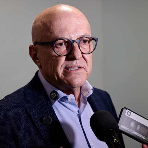 “não passa pela minha cabeça”