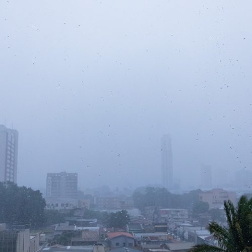 CLIMA e TEMPO: Frente fria muda o tempo em MT e faz temperaturas despencarem no fim de semana