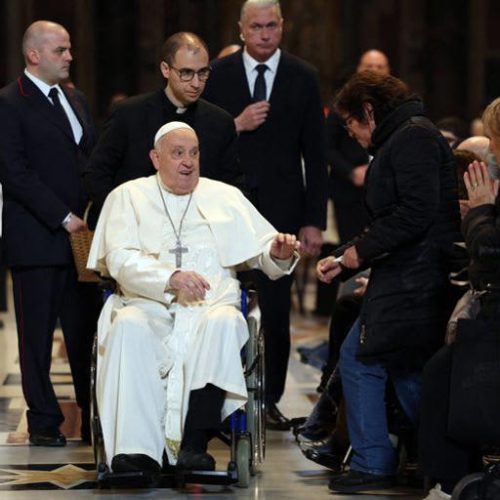 PREOCUPAÇÃO NA IGREJA CATÓLICA: Vaticano atualiza estado do Papa Francisco