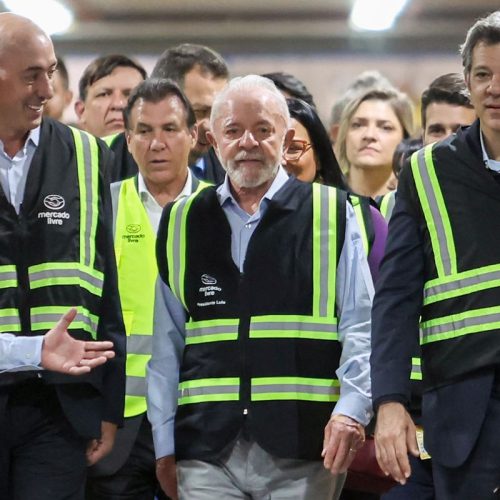 Brasil tem reservas para enfrentar decisões de Trump, diz Lula