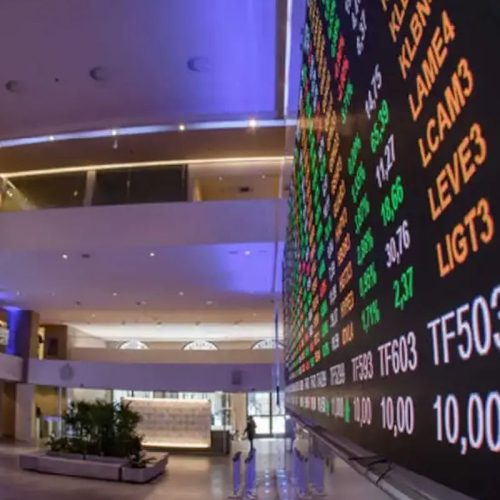 Bolsa atinge novo recorde histórico e se aproxima dos 140 mil pontos