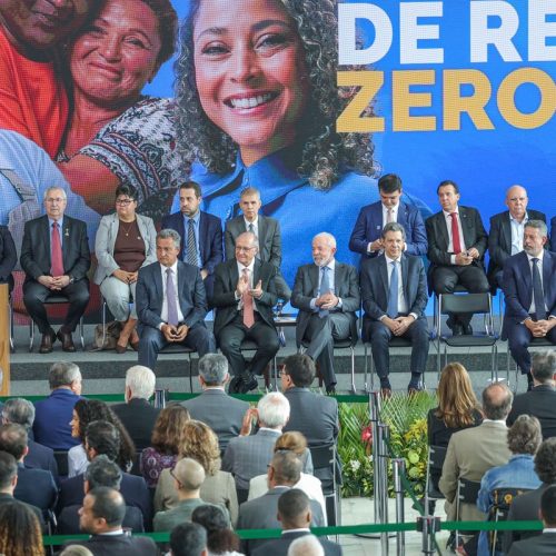 Lula sanciona isenção do IR para quem ganha até R$ 5 mil Agência Brasil