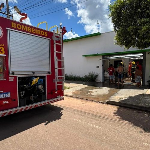 Corpo de Bombeiros combate princípio de incêndio em usina fotovoltaica