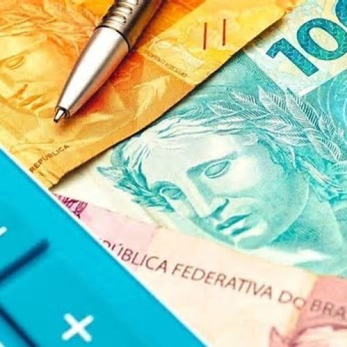 Por que os juros no Brasil seguem altos enquanto vizinhos já cortam taxas