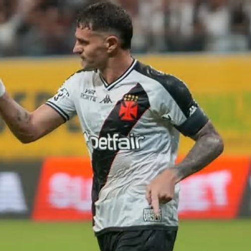 Vegetti coloca craque do Vasco na mesma prateleira de Messi: “Únicos